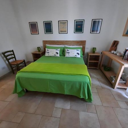 Le Radici Bed and Breakfast Monopoli Exteriör bild