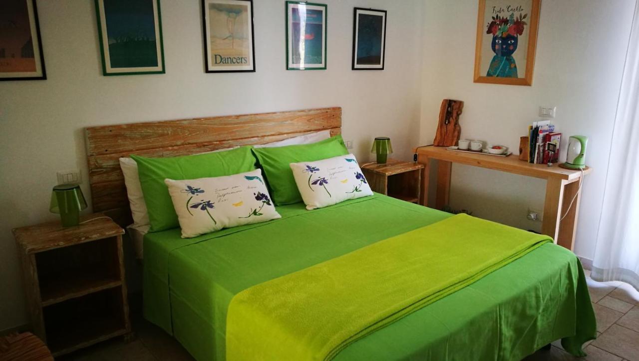Le Radici Bed and Breakfast Monopoli Exteriör bild